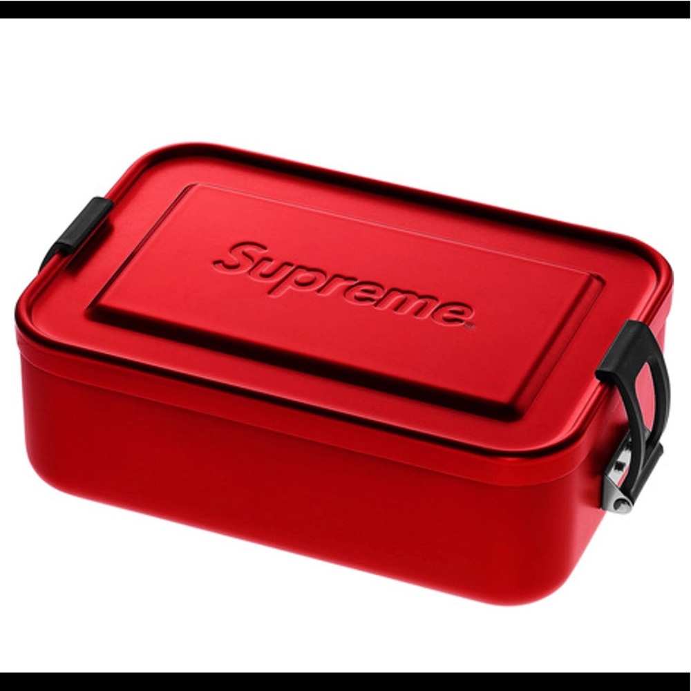 Supreme sigg small metal box